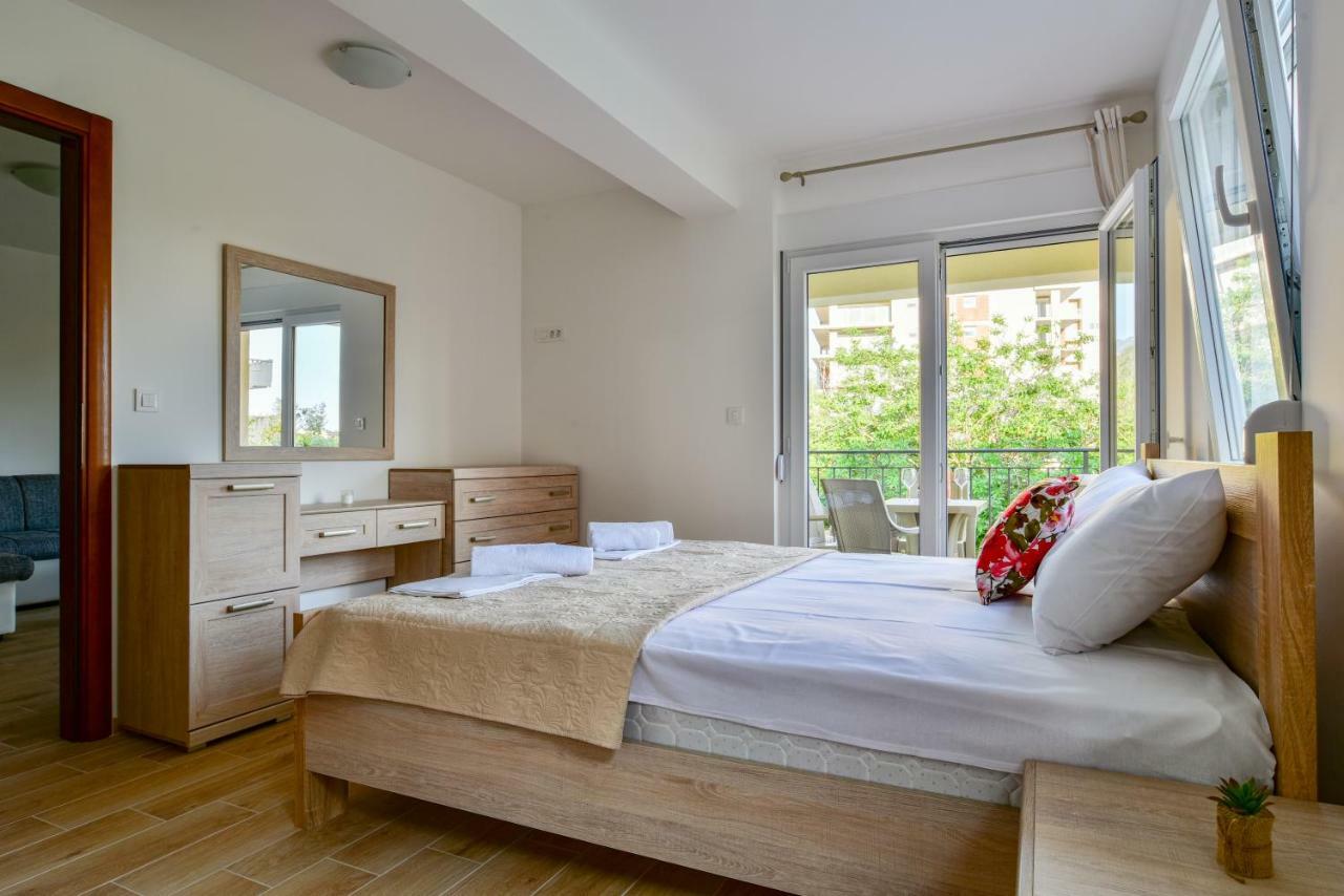 Apartmani Marina Kopitovic Petrovac Eksteriør bilde